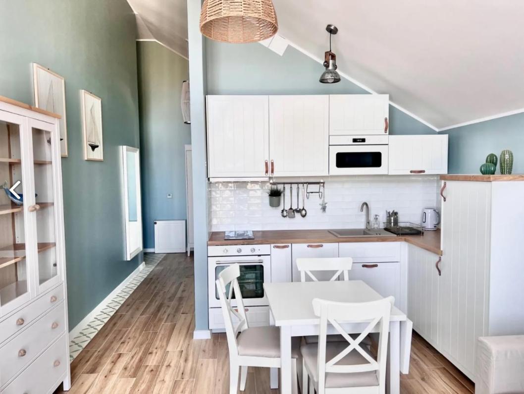 Apartament Leba Piaskowa Ostoja Zarnowska Exteriör bild